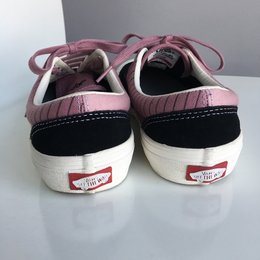 VANS Era Pro x Lizzie Armanto Black Nostalgia Rose - Picture 4 of 11